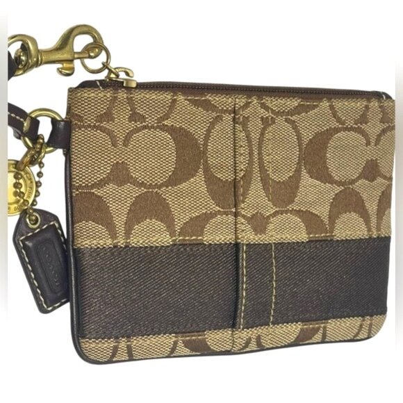 (NWT)Coach Legacy Signature Can & Leather Wristlet (w/Gold Coach Charm& Hangtag) - Picture 1 of 15